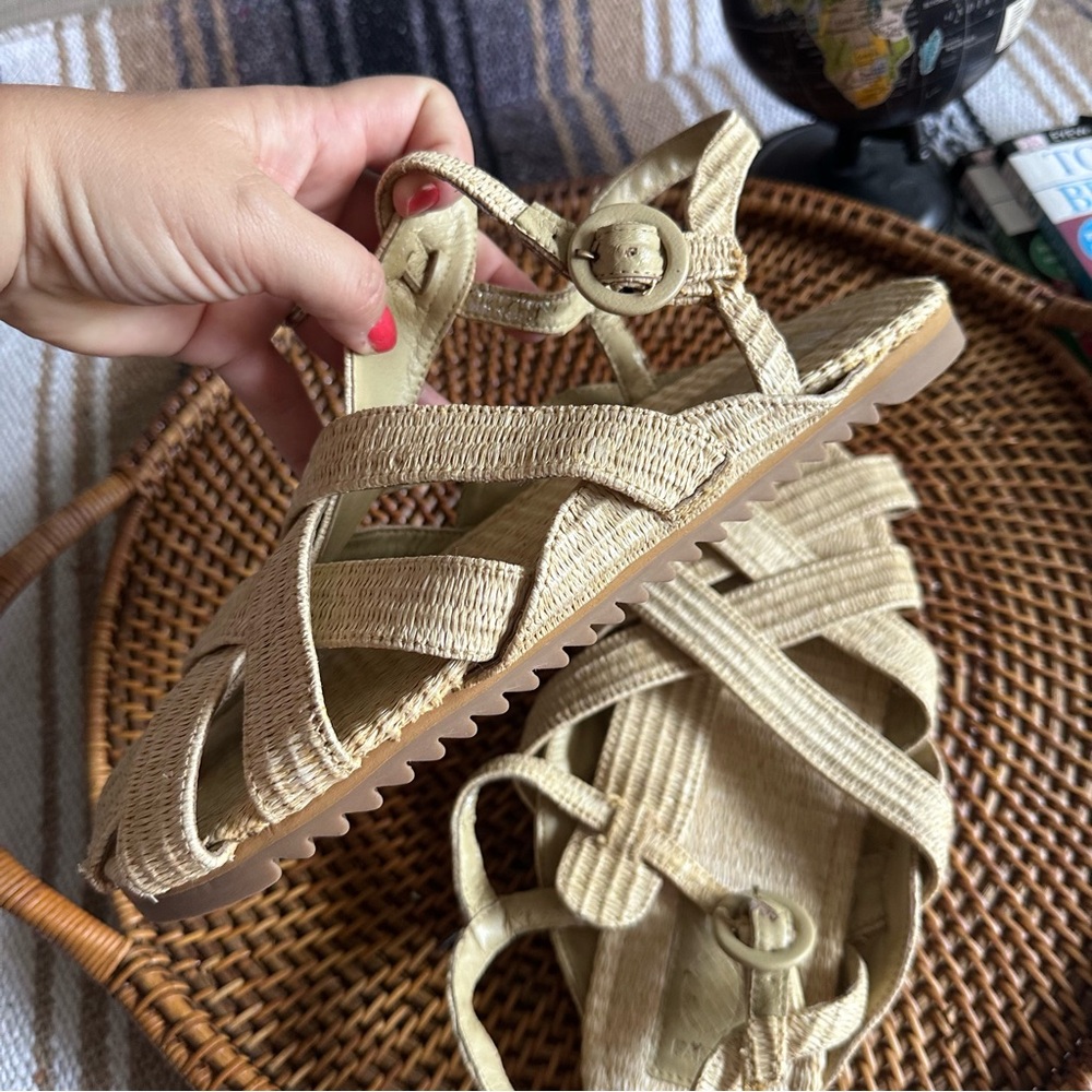 FARM RIO Raffia Woven Tan Vegan Zig Zag Boho Fisherman Sandal Size 12 - Picture 2 of 13